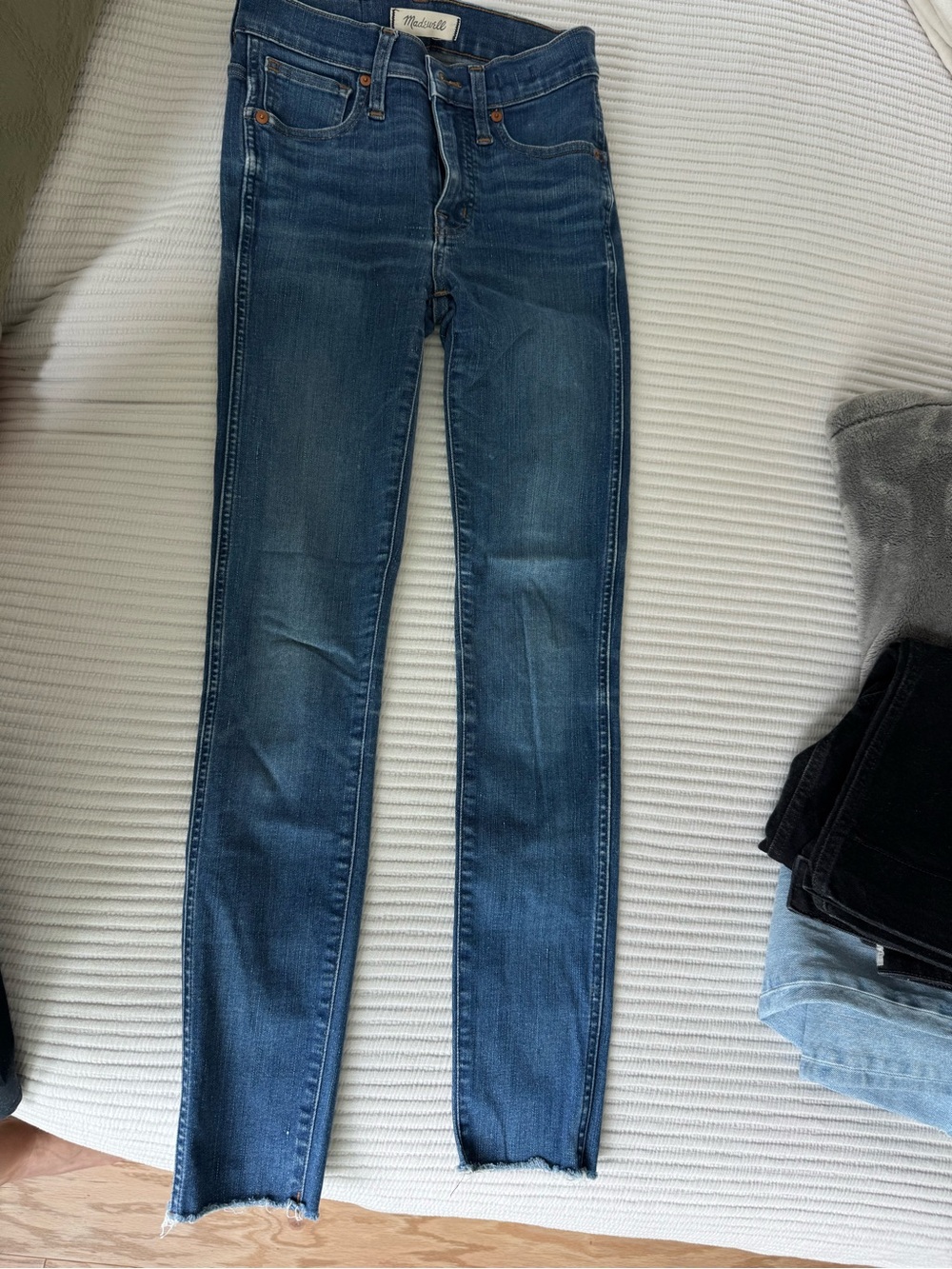 Madewell Skinny Jeans in Medium Blue Denim
